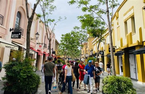 longchamp las rozas village